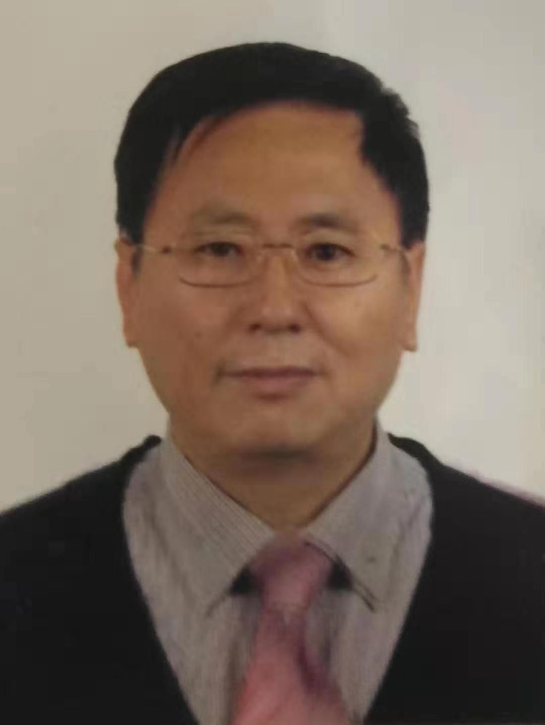 球速体育·（中国）官方网站QIUSU SPORTS创新论坛第九百零六讲：从大学到社会如何成熟思想:一位老大学生的寄语