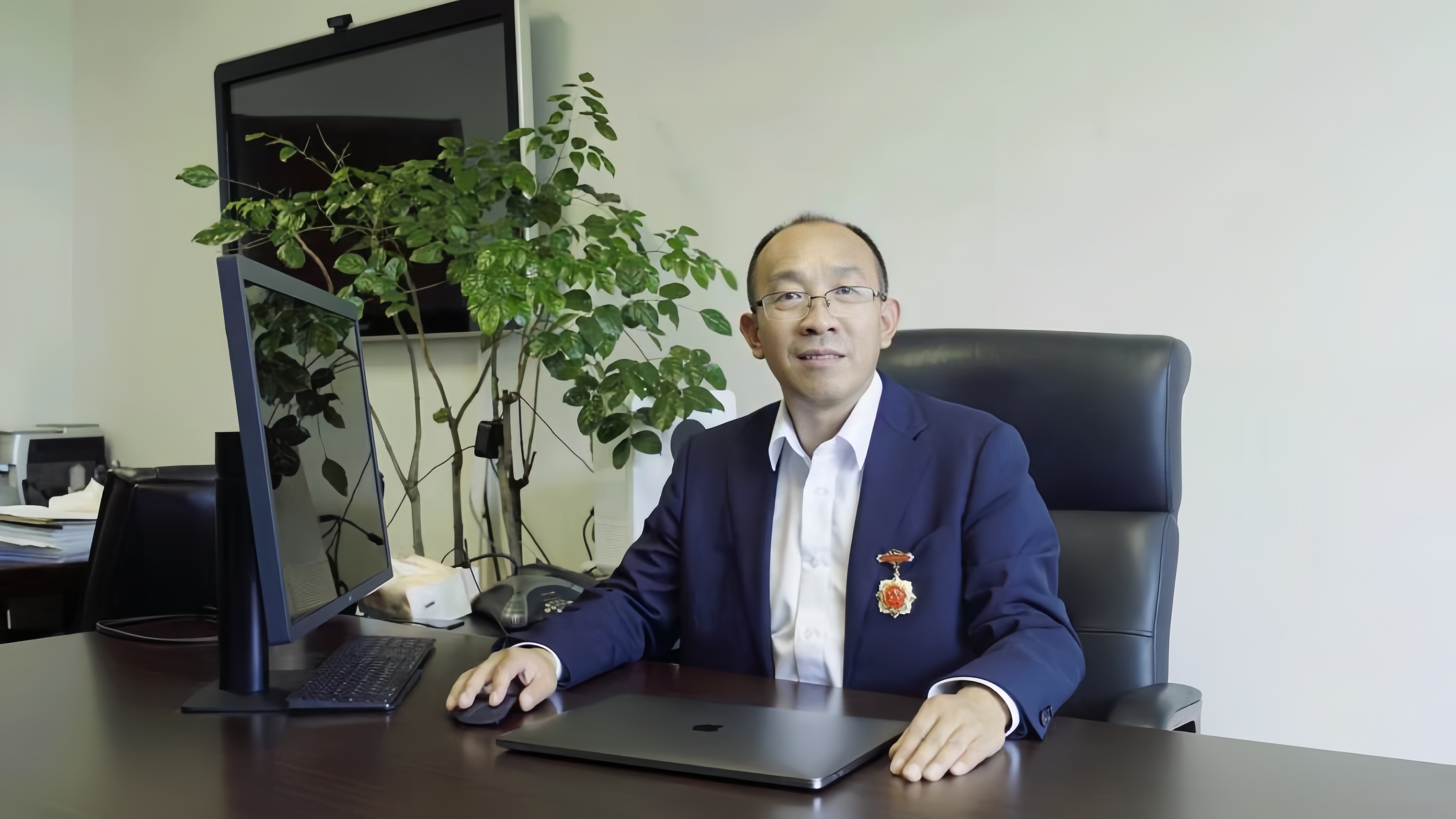 球速体育·（中国）官方网站QIUSU SPORTS创新论坛第一千四百八十五讲：金属-有机限域结构可控组装与拟酶催化