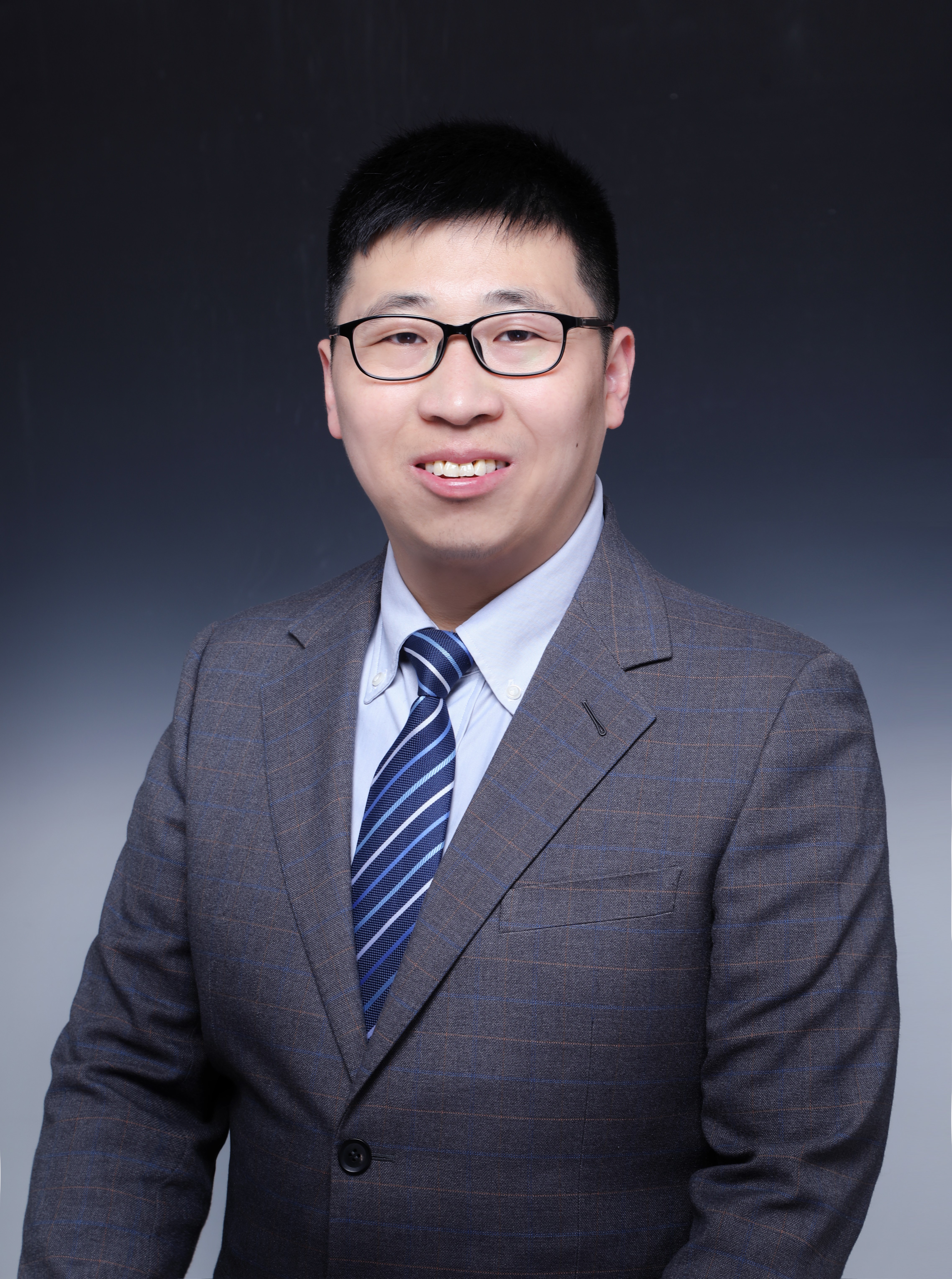 球速体育·（中国）官方网站QIUSU SPORTS创新论坛第一千七百七十四讲：结构明确碳（新型）同素异形体人工全合成初探