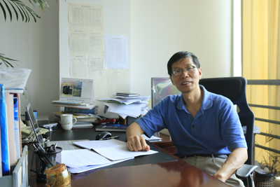 球速体育·（中国）官方网站QIUSU SPORTS创新论坛第一千四百九十讲：The open string pair production, its enhancement and the physics behind