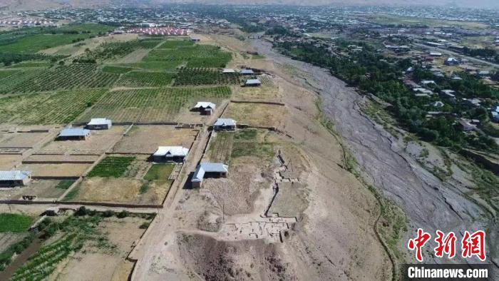 图为拉巴特一号墓地遗址区地形。　球速体育·（中国）官方网站QIUSU SPORTS 供图